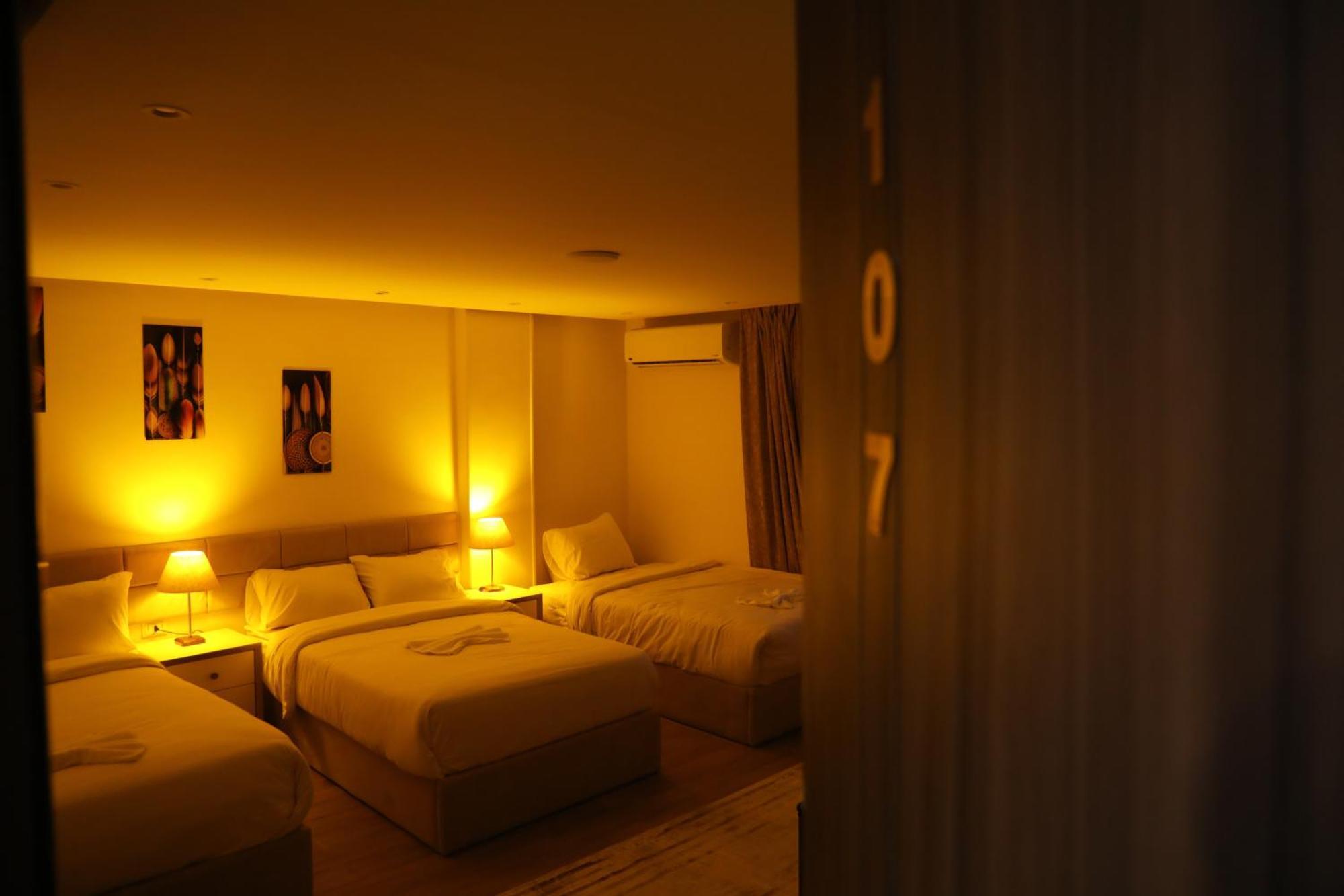 Pyramids Heart Hotel Kafrat al Jabal Экстерьер фото